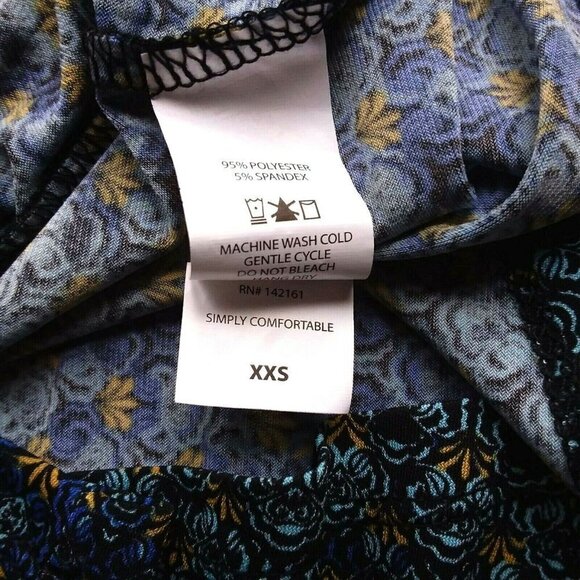 LuLaRoe Women's  Irma Floral Damask Print Top - Picture 5 of 6